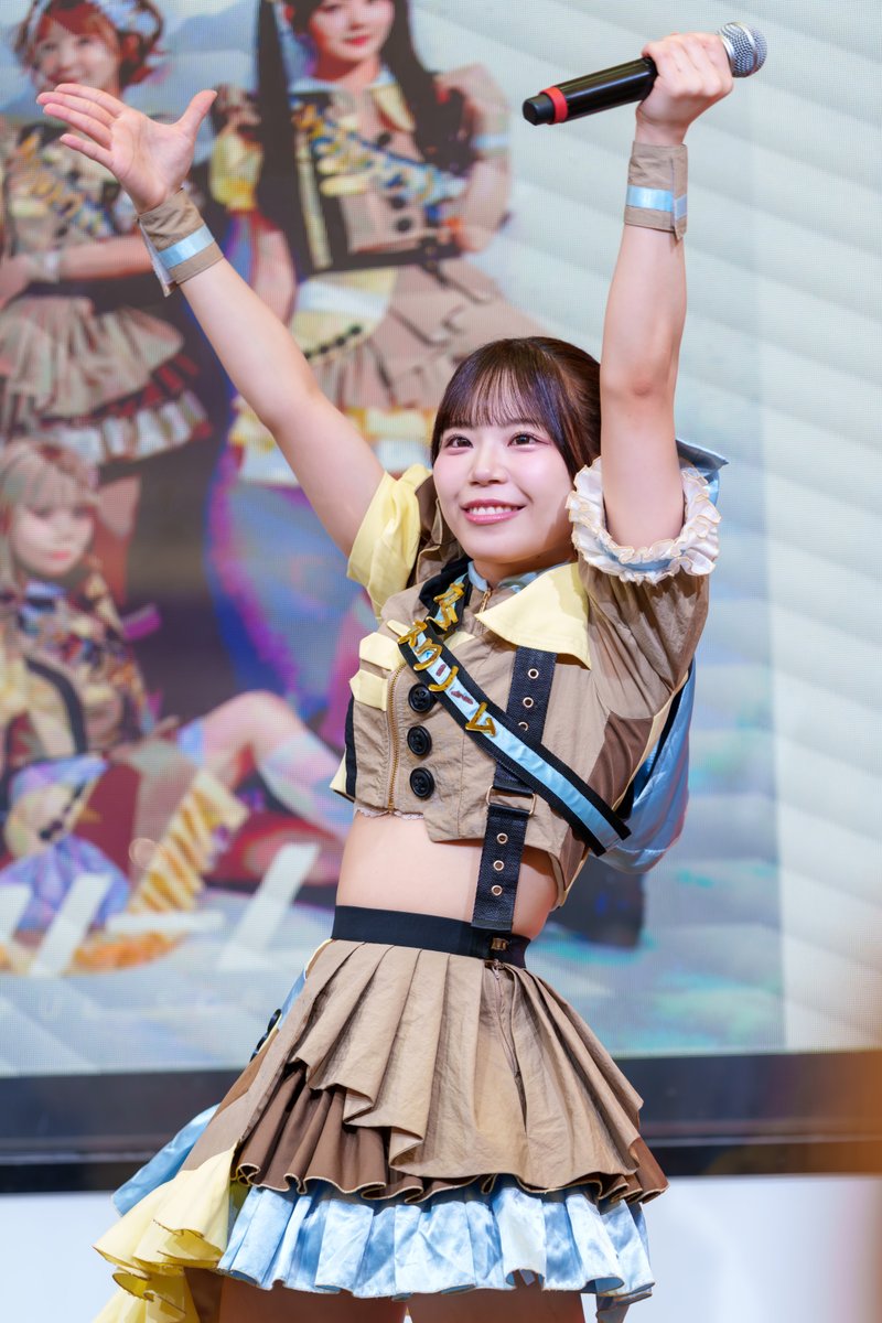 CoppollaE_pic's tweet photo. 2026/7/8 カラフルスクリーム メジャー3rdシングル「きらめき! 流星ライナー」 @アリオ八尾 レッドコート
#カラフルスクリーム @Uuka_colorful https://t.co/lFDwocXQGM