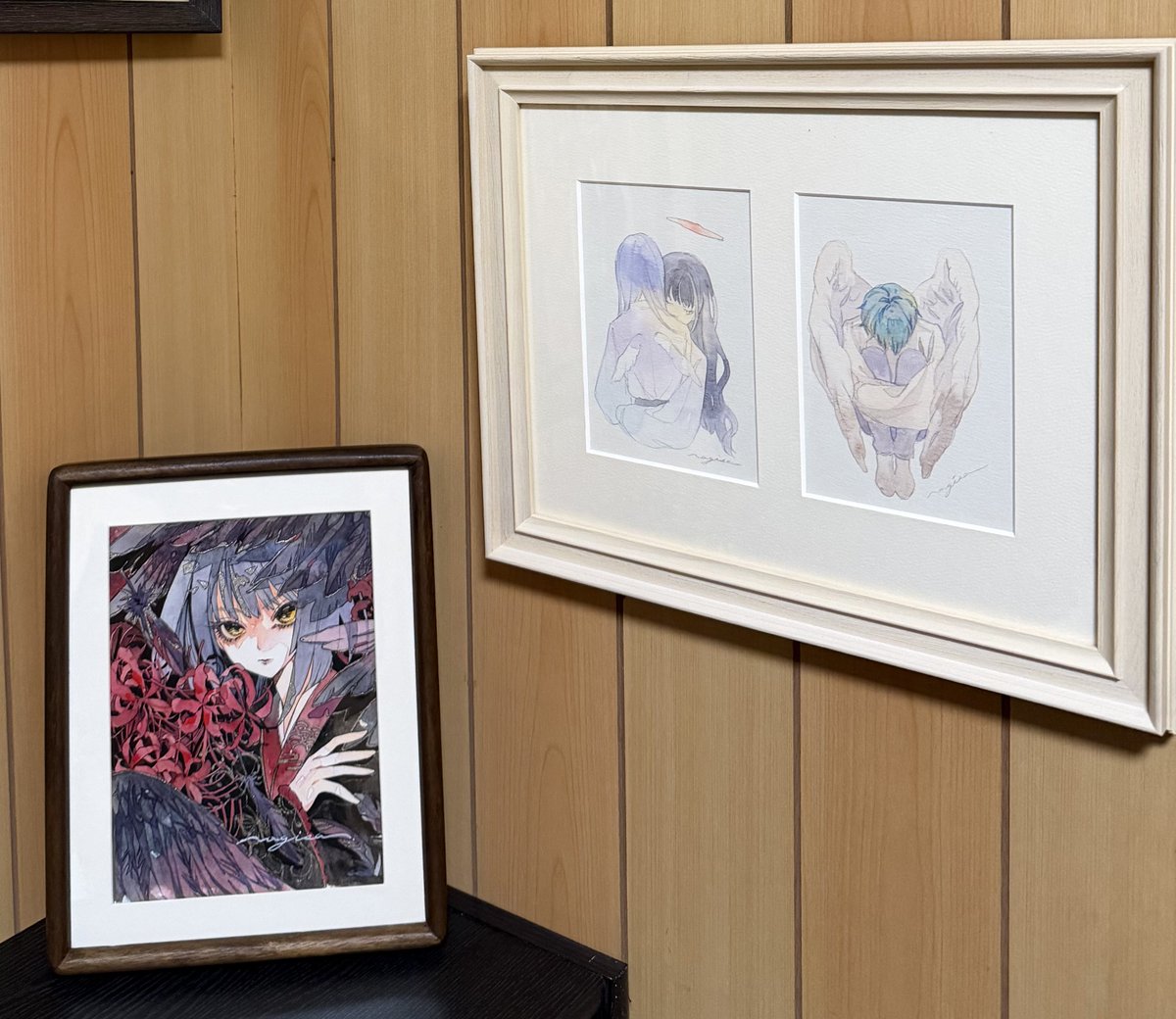 Bikuto_boc's tweet photo. 一目惚れの作品、無事にお迎えする事ができました✨️ムメさん(Nagisaさん)と言えば青や紫の淡い色使いが特徴的なイメージですが、この作品では紫の中に存在する赤がメイン＆和の雰囲気がとても印象的で素敵なのです😌角度によって光る銀色も本当に綺麗でずっと眺めていられます…
@weisserschlamm https://t.co/TmwBA6rf8J