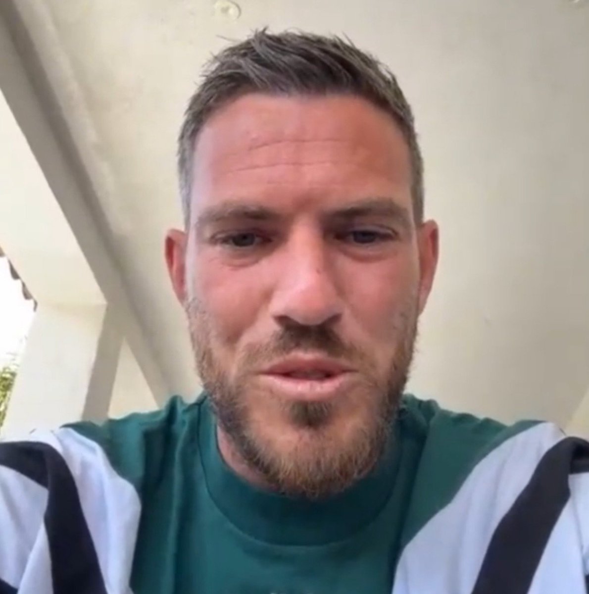 MassiliaZone's tweet photo. Jordan Veretout :

"L'OM ? J'aurais aimé y rester. C'est un club qui restera gravé dans mon cœur !

Je leur souhaite le meilleur pour cette saison, ils méritent mieux nos supporters."

[@charliiparlonssport / @youtube] https://t.co/4QowGFylEO