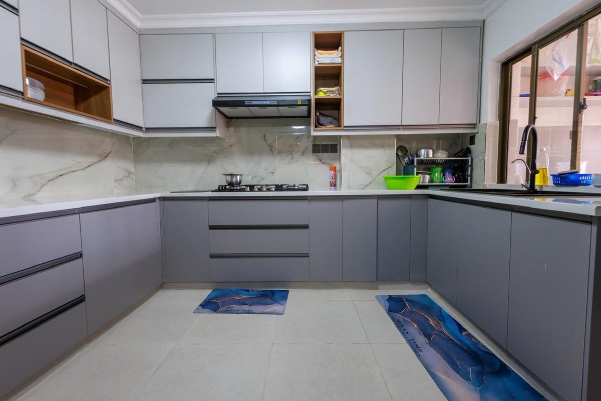 Charles_Barake's tweet photo. Final Outcome🔥🔥
Our goal was to turn an ordinary space into a kitchen that feels intentional, functional and beautiful. 
✳️Here’s how the journey went. 👇🏾 https://t.co/zHhlrxyfGo