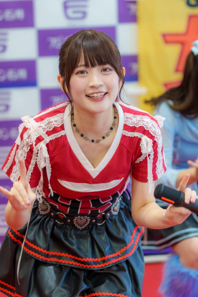 1_uka_r57c2's tweet photo. フジグラン石井 ミニはぴかフェスより
桜羽ゆうちゃん @MEiSM_Yuu 

こ...これが...香川が産んだ奇跡
「桜羽ゆう」か...🙄

#MEiSM
#ポートレート
#portrait https://t.co/J2luXH8JKk