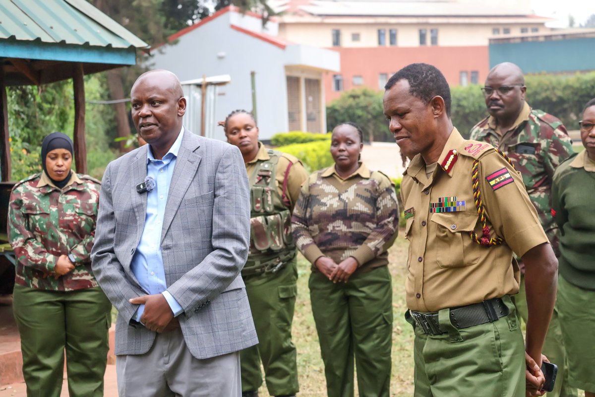 Midrifthurinet's tweet photo. As communities become increasingly interconnected and security challenges grow more complex, the role of law enforcement is evolving from maintaining order to building trust, preventing conflict, and strengthening resilience. 

MIDRIFT HURINET, in partnership with the @APSKenya, is convening a week-long capacity-strengthening forum as part of its Institutional Strengthening, Support, and Leadership Development Programme, bringing together officers from the Nairobi Region under the theme "Building Resilient Communities for Peace and Conflict Transformation." 

The forum reflects a forward-looking investment in professional policing by equipping officers with practical knowledge in peacebuilding and conflict transformation, conflict management, Preventing and Countering Violent Extremism (PCVE), digital peacebuilding, gender-based violence (GBV), human rights-based policing, addressing hate speech and ethnic contempt-related offenses, Leadership development, and promoting peace and social cohesion in support of credible election management. 

Officially opening the training, Dr. Masoud Mwinyi, Principal Deputy to the Deputy Inspector General of the Administration Police Service, challenged participants to internalize the lessons beyond the classroom, urging them to exercise responsibility with professionalism, adaptability, and purpose in serving the public. 

His message was reinforced by @Midrifthurinet Executive Director Joseph Omondi, who called on officers to embrace proactive peacebuilding, deepen collaboration with young people, and harness digital platforms and emerging Artificial Intelligence technologies to counter harmful narratives while advancing positive civic engagement. 

He further commended the Administration Police Service for its continued partnership. 

He recognized the recent launch of the EWER 107 App in collaboration with Peace Cop and PCVE  as a significant step toward leveraging technology for early warning, early response, and community-centered peacebuilding.

@DignityDK  | @InteriorKE