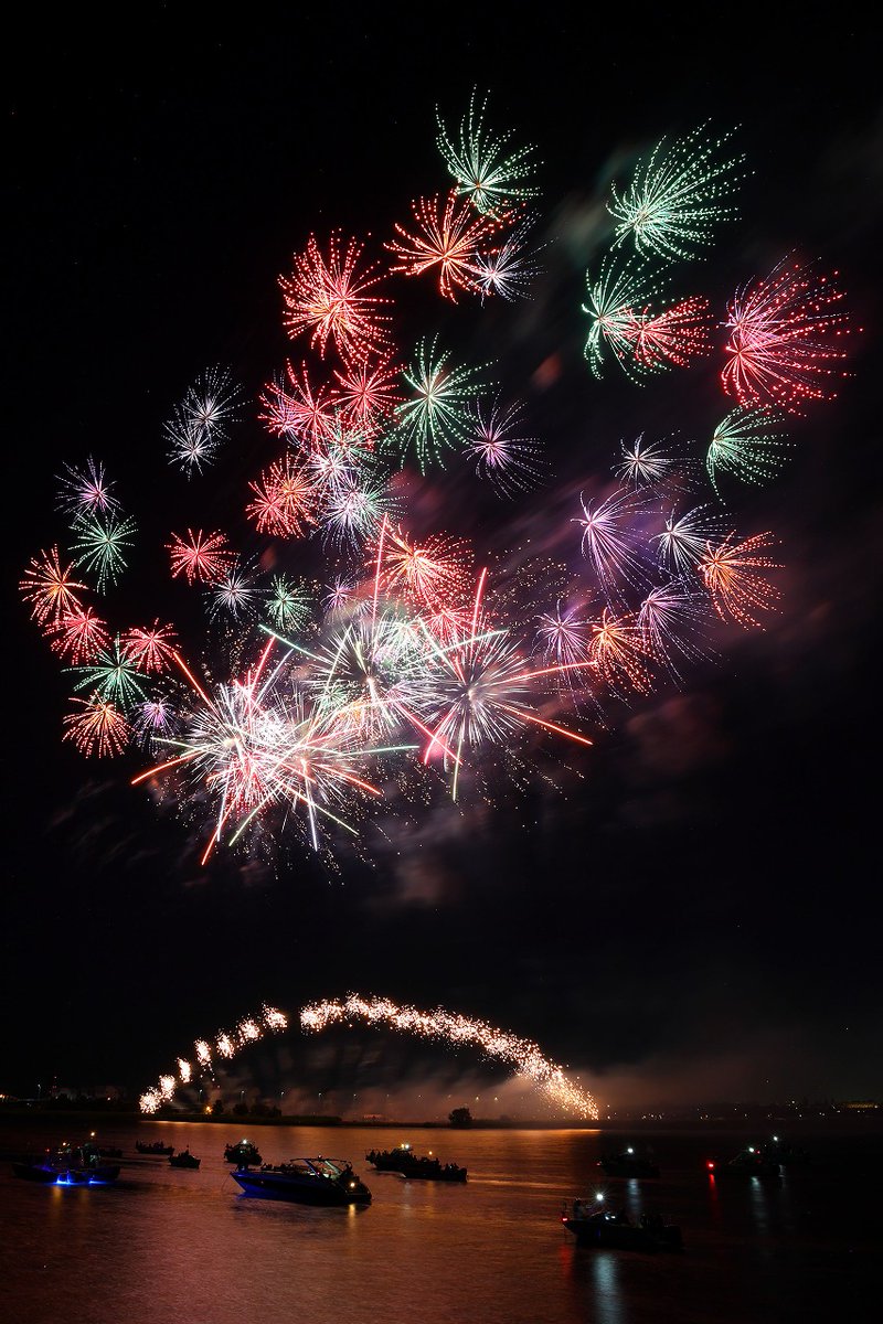 akia2faith's tweet photo. 桑名水郷花火大会2026の写真をいくつかご紹介♪
全部で5つの投稿に載せています。
今年はドローンもあったけど、そっちは撮れなかった💦
#桑名 #花火大会
（1/5） https://t.co/Cqw5nIhCyk