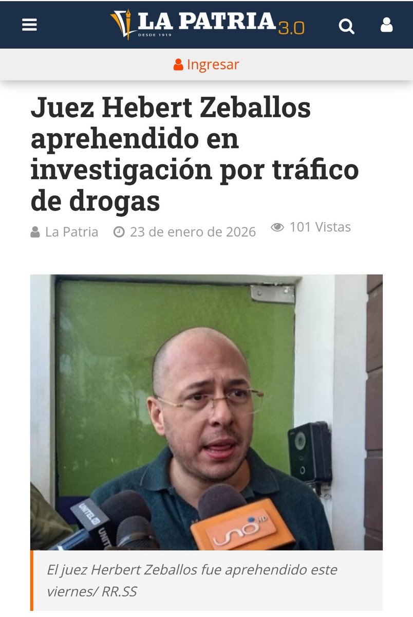 ClauSorucopress's tweet photo. Más allá de las 32 maletas, en enero la Fuerza Especial de Lucha contra el Narcotráfico encontró 79 kilos de marihuana y droga líquida en un galpón asociado al EX juez Zeballos. Pese a eso, la "justicia" boliviana lo beneficia con detención domiciliaria,  prácticamente: libertad https://t.co/ozGHgZBhv7