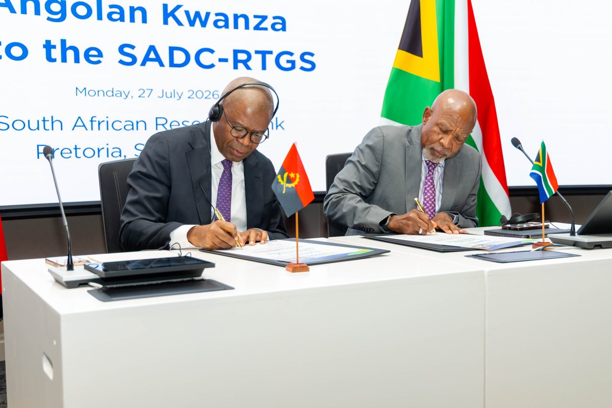 SAReserveBank's tweet photo. [IN PICTURES] A new chapter for SADC regional payments: The Angolan kwanza has joined the SADC-RTGS system as a settlement currency. Governor Lesetja Kganyago and Manuel Tiago Dias, Governor of the Banco Nacional de Angola, made the announcement today. 
 
This means:
✅ Eligible participants transacting in kwanza can settle directly in the currency.
✅ There is less need for multiple currency conversions, lowering transaction costs
✅Cross-border payments become simpler, safer and more efficient.
✅ Regional trade is strengthened.
 
The SADC-RTGS system is operated by the South African Reserve Bank on behalf of participating SADC central banks and processes approximately R250.7 billion worth of transactions every month. Adding more currencies to the system will encourage greater use of regional currencies and deepen financial integration across SADC. 
 
For more information contact: SADC-RTGS-CSC@resbank.co.za
 
#SADC #SARB #Payments #RegionalTrade #FinancialIntegration