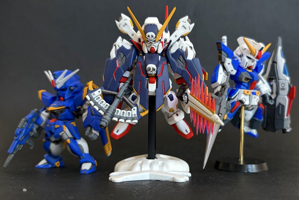 ISTisyuty's tweet photo. #コンバージ
#ガンダムコンバージ
#モビルスーツアンサンブル
#F90 

コンバージ、クロスボーン鋼鉄の7人
7機のMS完成。

①クロスボーンガンダムX1フルクロスと
②F90&amp;F91
③Bチーム
④鋼鉄の7人 https://t.co/z4gHk4mfwf