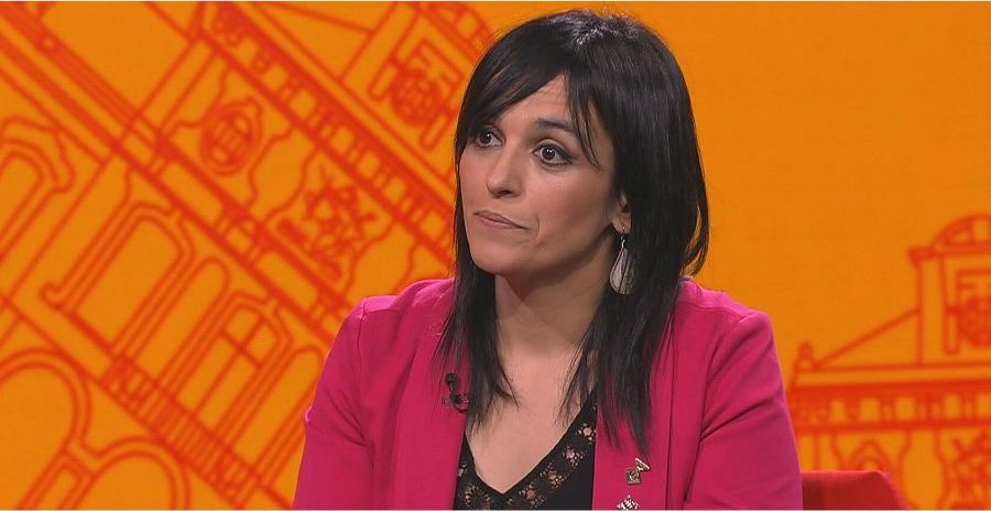 electodatos's tweet photo. ‼️🫐Sílvia Orriols: “La única ‘⚫️extrema derecha’ que amenaza nuestros derechos, libertades y vidas es el ☪️islam. Cuando os deis cuenta ya no estaremos a tiempo”. https://t.co/CXrwXKliqt