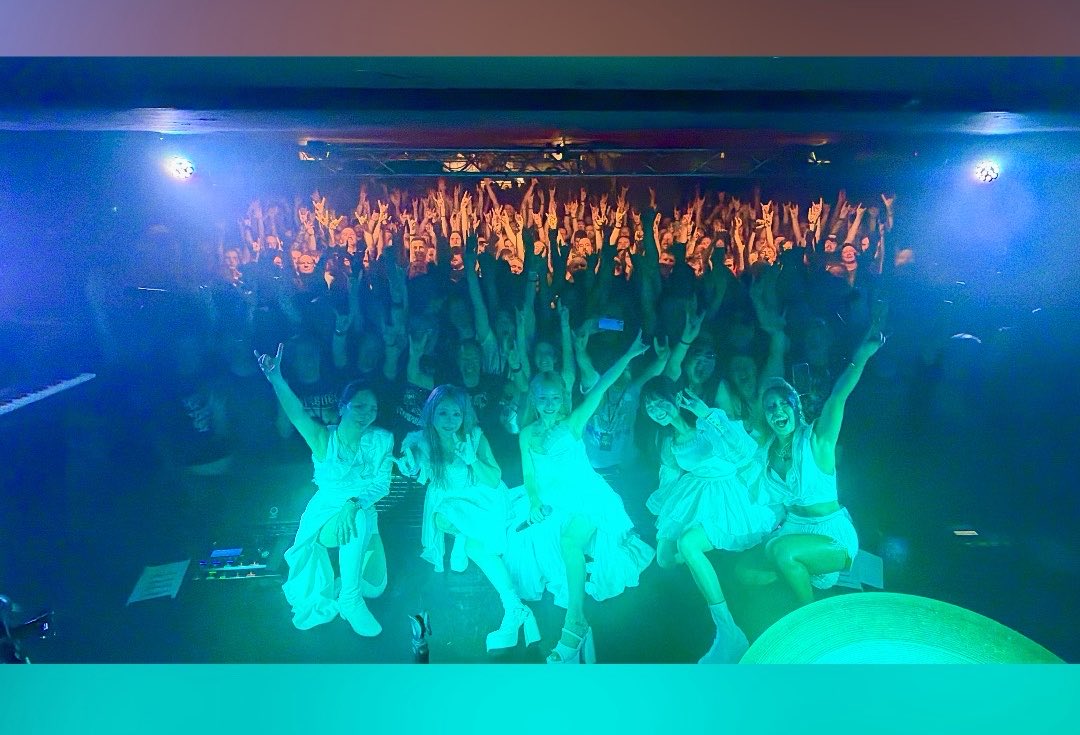 famifamimario's tweet photo. Thank You Praha!!🇨🇿

#LOVEBITES https://t.co/aeHFwS4WSJ