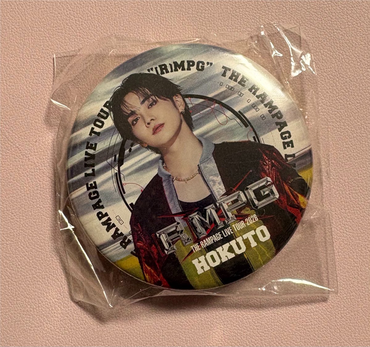 _xtmsf7s's tweet photo. RMPG PREMIUM CAPSULE
RAMPAGE ランペ 交換

【譲】
缶バッジ2個セット 吉野北人

【求】
同種 川村壱馬

郵送または26日ららアリーナにて現地交換
お気軽にお声掛けください✨ https://t.co/C5yat76xRU