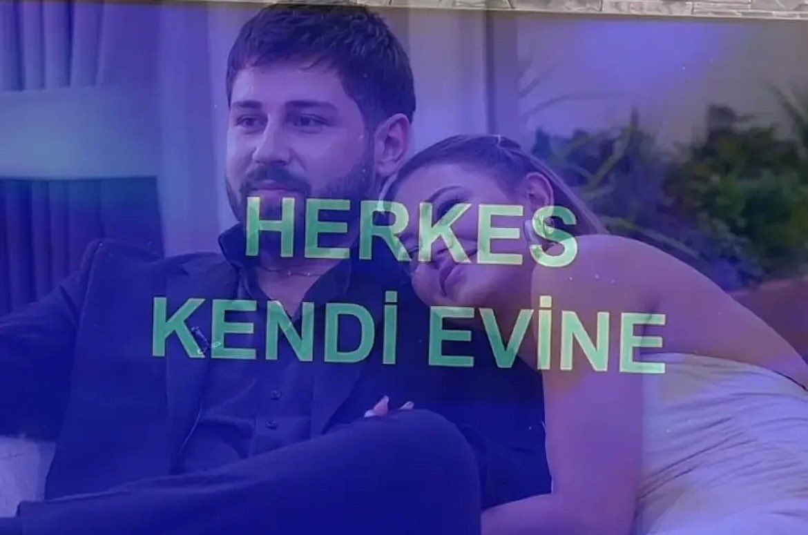 zeellooy's tweet photo. Çok duygulandım bu fotoğrafa #kısmetseolur @cansndalgic @Yagizbektik https://t.co/cVM6vfA3cM