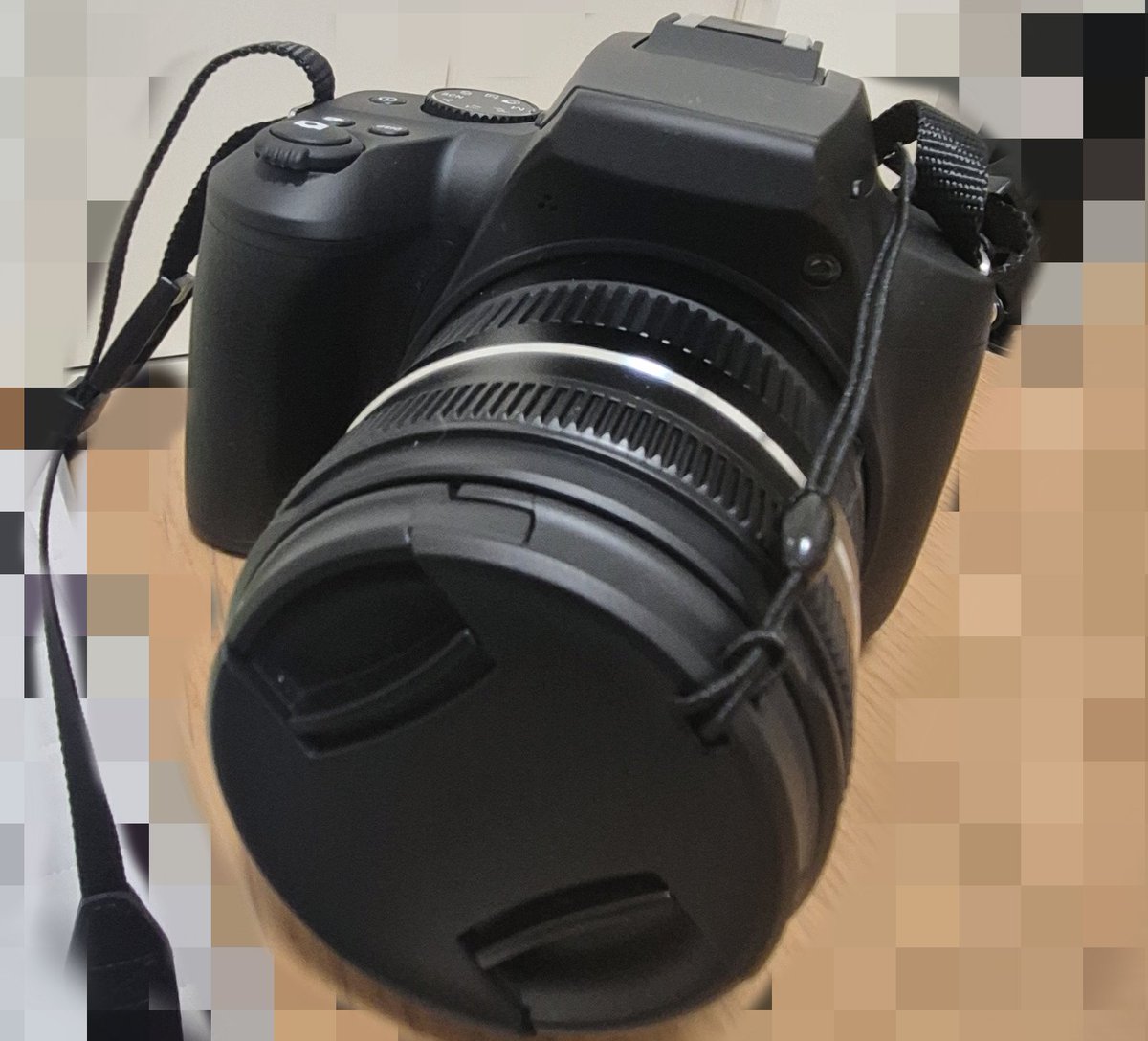 kara_dthework's tweet photo. ドンキのカメラ購入〜！！！！
初めてのカメラにしては画質も少しエモくて好き！ただ紐がすぐとれそうで怖いから作ろっかなぁ〜〜
これでコスとか撮ってみたい!!!
 #コス  #カメラ https://t.co/BC6xcUIHjI