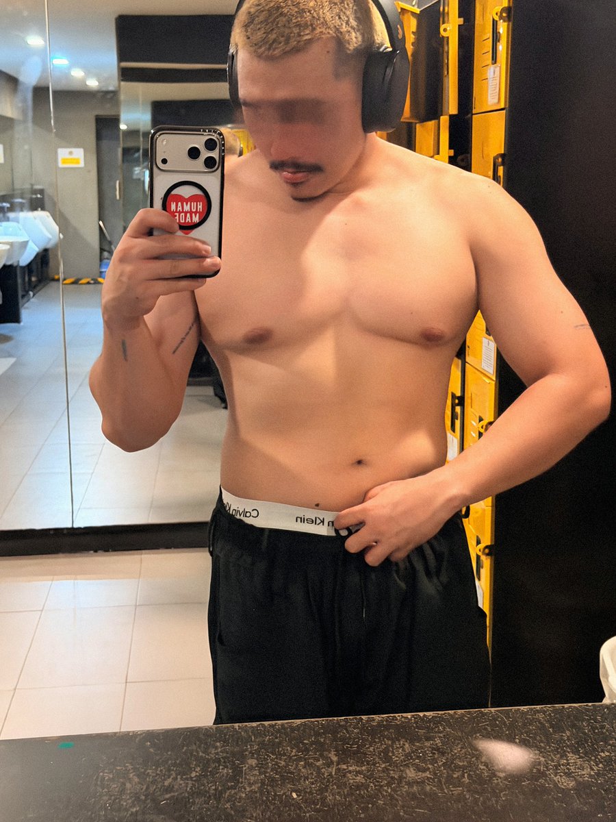 FxxParallel's tweet photo. On Progress..79 🏋️ https://t.co/NHUD2hJMiO