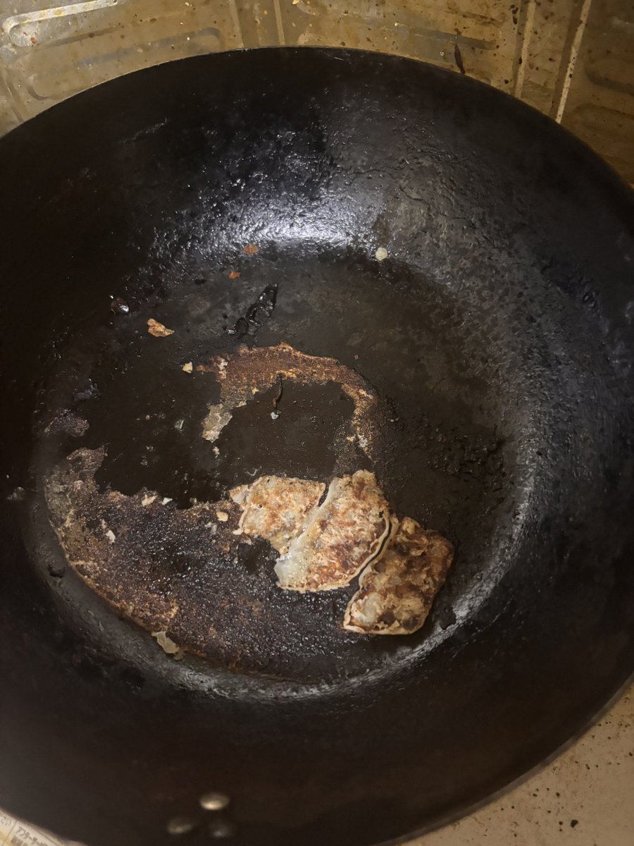 Ginsilver1203's tweet photo. どうしよう。あじのもとの餃子に勝っちゃった… https://t.co/CLDmtGLnNa