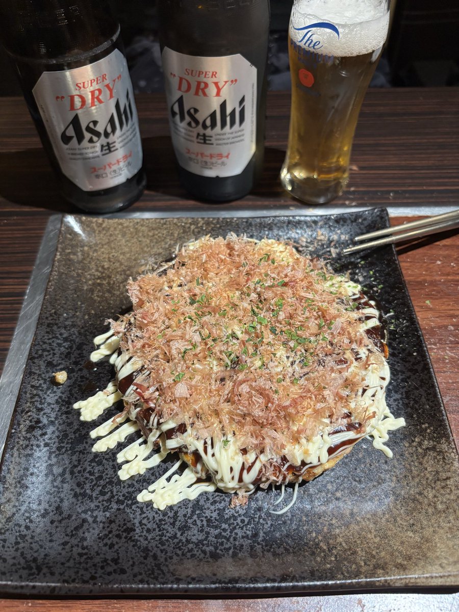 maki7224's tweet photo. 今日は赤レンガ倉庫行ってbillsでブランチしてアイムドーナツ食べてカップヌードルミュージアムで人酔いして夜はしょういちと合流して鉄板焼き屋さん行く！
今日もいっぱい食べました😋笑 https://t.co/qCg7otCedA