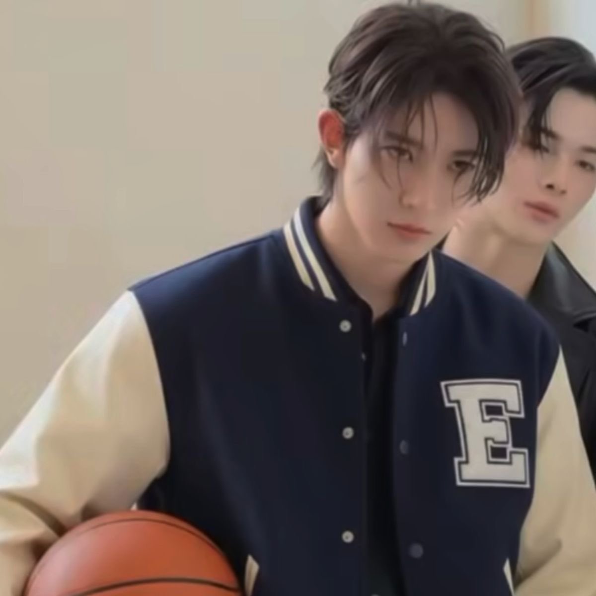 imagoodgirl04's tweet photo. หนุ่มหล่อ เล่นบาส เทสดี มีแฟนใส่แว่น สวย ตัวเล็ก น่ารัก ตามนั้น https://t.co/Wq4giu8J1K
