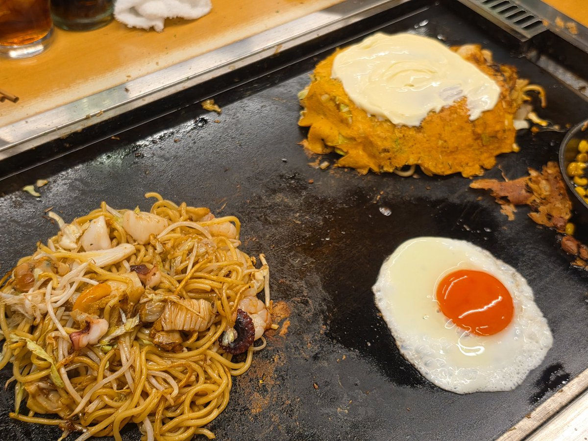 sserapics's tweet photo. #HUHYUNJIN weverse dm update 

: We ate tart earlier
: It was so delicious I almost rolled my eyes
: It was really so delicious
: Monjayaki?
: Is that right? https://t.co/cazVbrAoBA