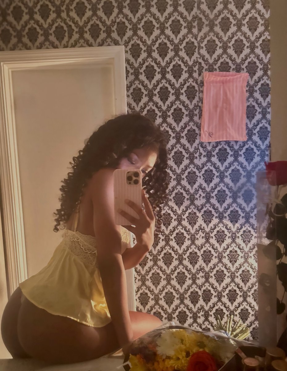 sexyexalted's tweet photo. New 💐 https://t.co/AnHeIeg0Re
