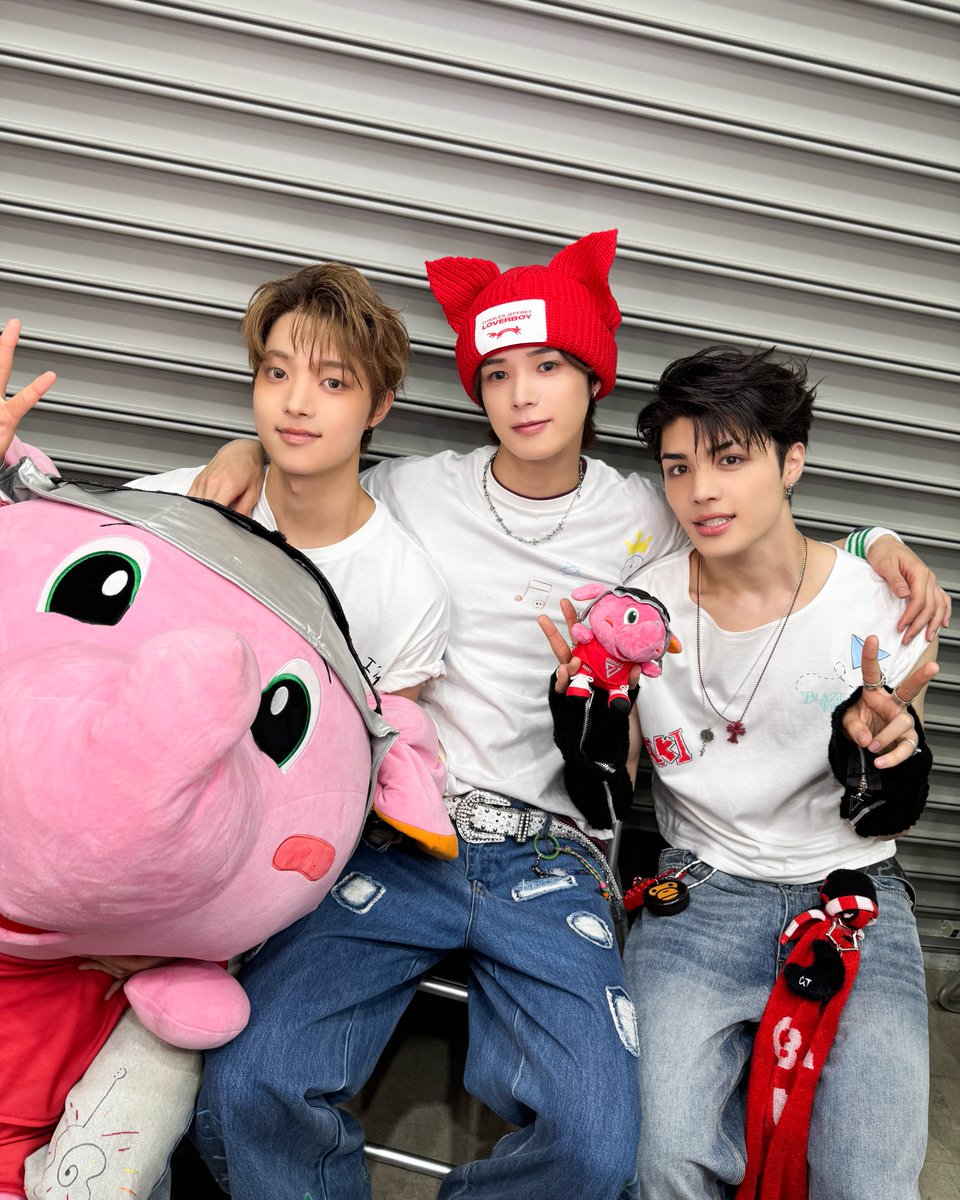 Kkorepo's tweet photo. 「&amp;TEAM」、楽しくて溌剌としたムードで微笑み誘う…「We Link!」　
#andTEAM　
🔗https://t.co/orDuXCp2aZ https://t.co/vnCF4zzdX7