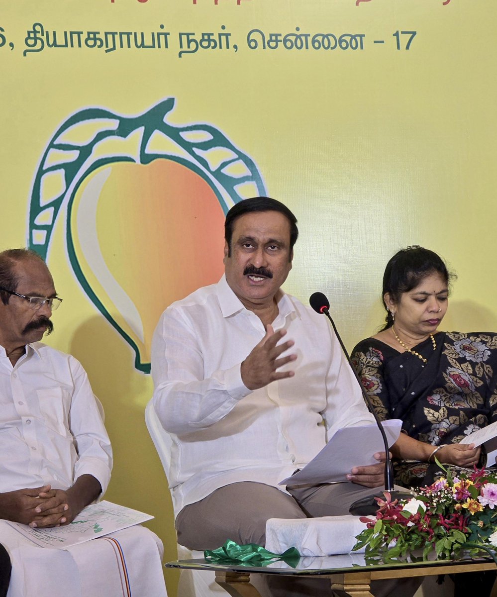 draramadoss's tweet photo. சென்னையில், பாட்டாளி மக்கள் கட்சியின் 2026-27 ஆம் ஆண்டுக்கான, 24-ஆம் நிழல் நிதிநிலை அறிக்கை வெளியீட்டு நிகழ்ச்சியில் பங்கேற்ற போது.!
#TNShadowBudget #pmkShadowbudget #ShadowBudget2027
#PMK https://t.co/UV1DQeWCow
