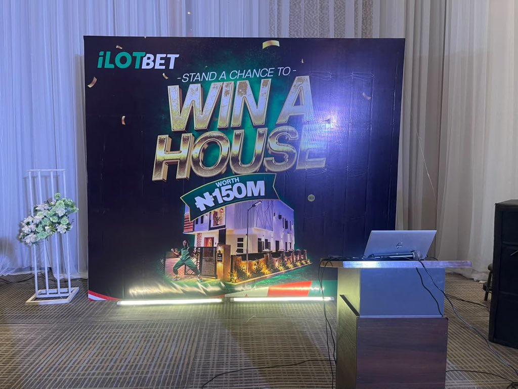 47kasz's tweet photo. We don come confirm if iLOTBET go really use this N150m house do giveaway today, this is the day the timeline has been waiting for 

#iLOTHouseEvent https://t.co/Gx9PRZ91nW