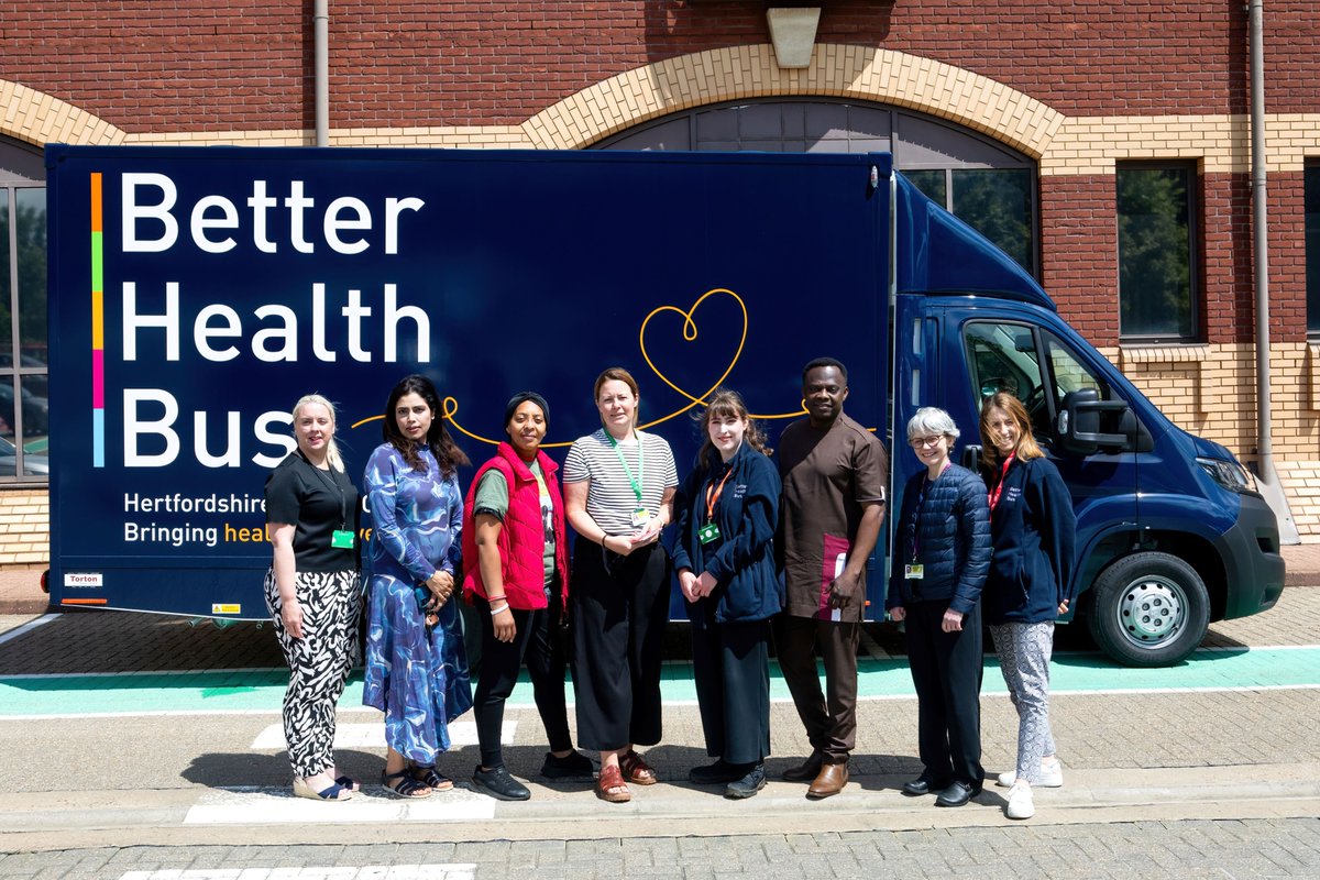 WelHatCouncil's tweet photo. 🚌 Visit the Better Health Bus in Hatfield!
❤️  The friendly team offers a range of FREE support, including NHS Health Checks, blood pressure checks, and stop-smoking support.

📍 White Lion Square
🗓️ Friday 7 August
🕙 10-4pm

👉 More info: https://t.co/jzVPI4csh6 https://t.co/0SfRksIBlb