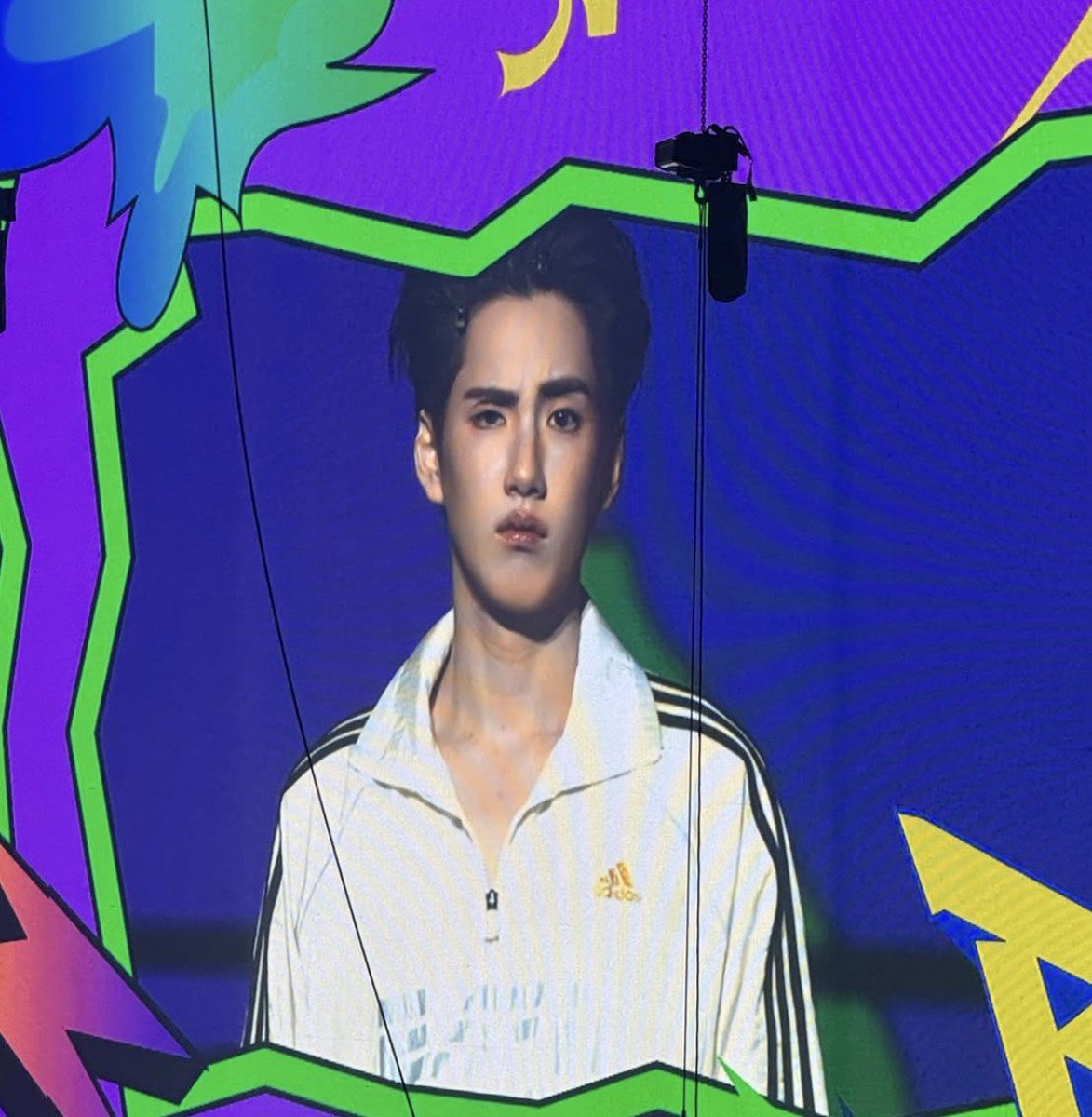 mmiinnttss's tweet photo. จิ๋วถ่ายเฮียออกมาได้หล่อมากอ่ะ55555555
#PHUTATCHAI
#BUS_LIGHTASONE
#BUSbecauseofyouis https://t.co/eWGZ5jegMS