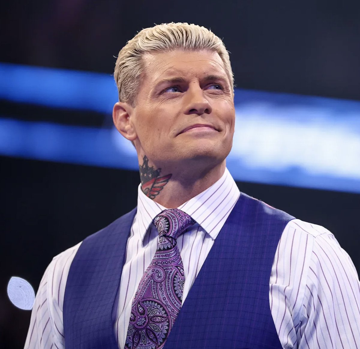 TouchlineX's tweet photo. 🚨 𝗡𝗘𝗪: WWE superstar Cody Rhodes believes Erling Haaland could have a future in wrestling.

"He’s a supreme athlete, and with the hair, we could do a cousin thing." https://t.co/W27A6PAnQO