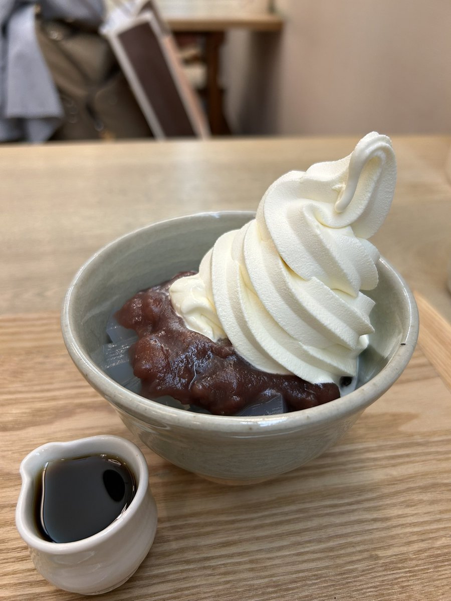 ayk_0303's tweet photo. 上野の帰りに有楽町寄って、お昼はおかめへ❤️
きしめんも美味しかったし、蔵王あんみつもめちゃうまだった！！！
やっと行けたよー！
こんどはおはぎをたべる！ https://t.co/CKM1uJbmnN