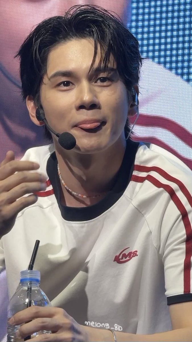 melong_8b's tweet photo. 앗...! 메롱

#옹성우 https://t.co/rMZJ4w26G4