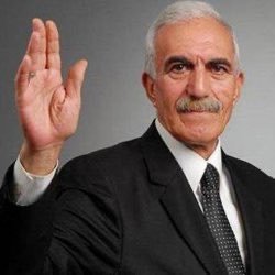 MANSUR34FIRAT's tweet photo. Kalbin sürgüne daha fazla dayanamadı. Sen'de artık kekik kokulu o vadinin en tepesindesin. Kelebekler seni bekliyor, kendi mevsimlerinde, birlikte özgürlüğe uçmak https://t.co/svn3GQsjhA mutlu sana ölüm bile seni unuturmayacak bize... Hoşça kal en güzel insan🌹 ❤️ 😪 😪 https://t.co/wGJEKjFpa0
