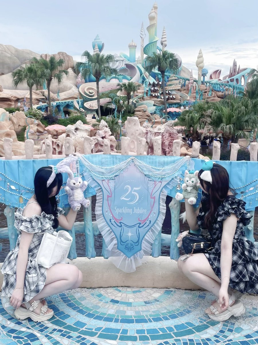 kr__nya07's tweet photo. ジュビリーブルー可愛くて天才🩵ᩚ🫧

#東京ディズニーシー25周年  
#日常垢 #ディズニー好きな人と繋がりたい https://t.co/NRhMux7QiO