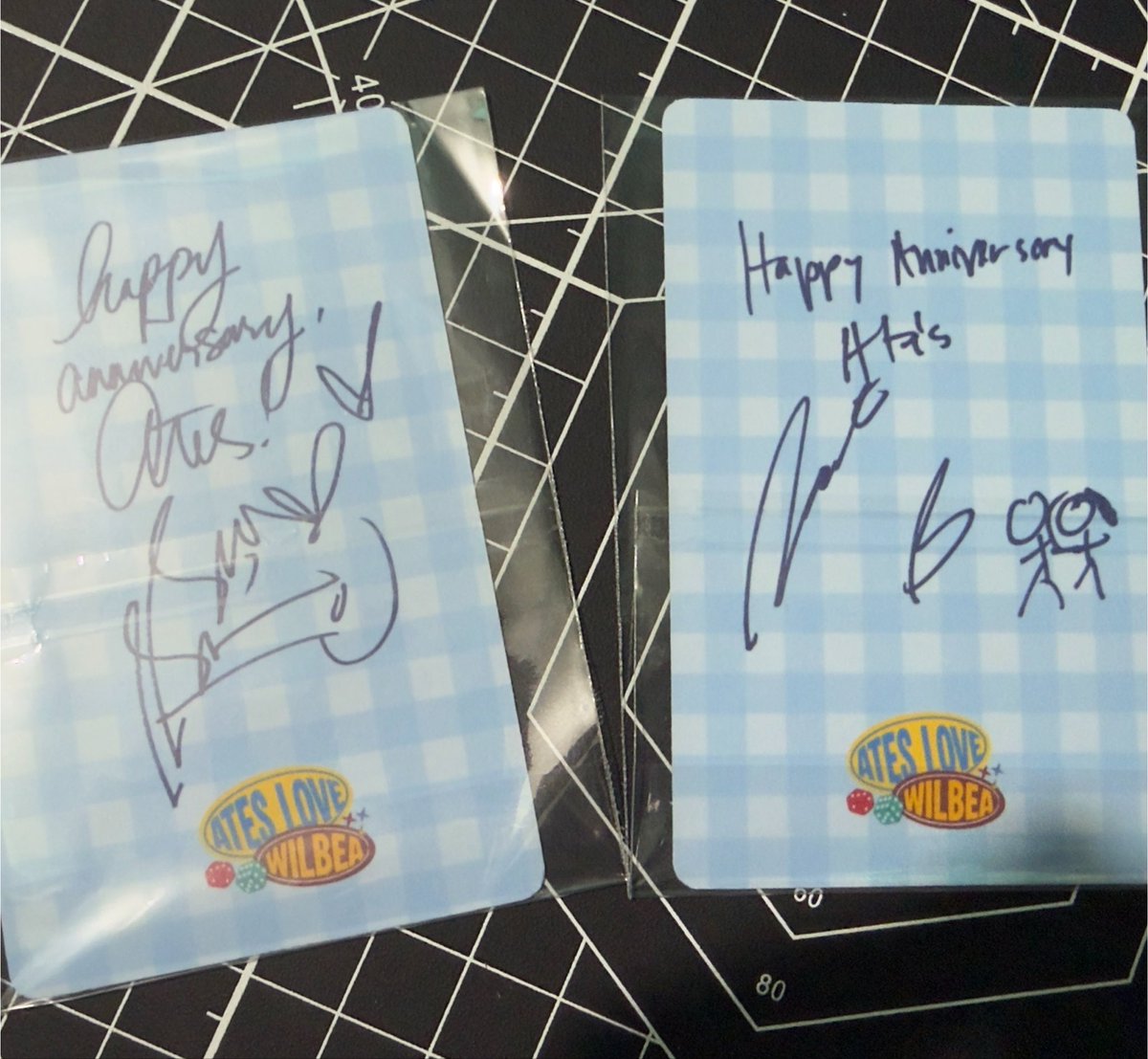atesofwilbea's tweet photo. Front and back of our anniversary pcs 💙 https://t.co/D0fLsZ52Ui