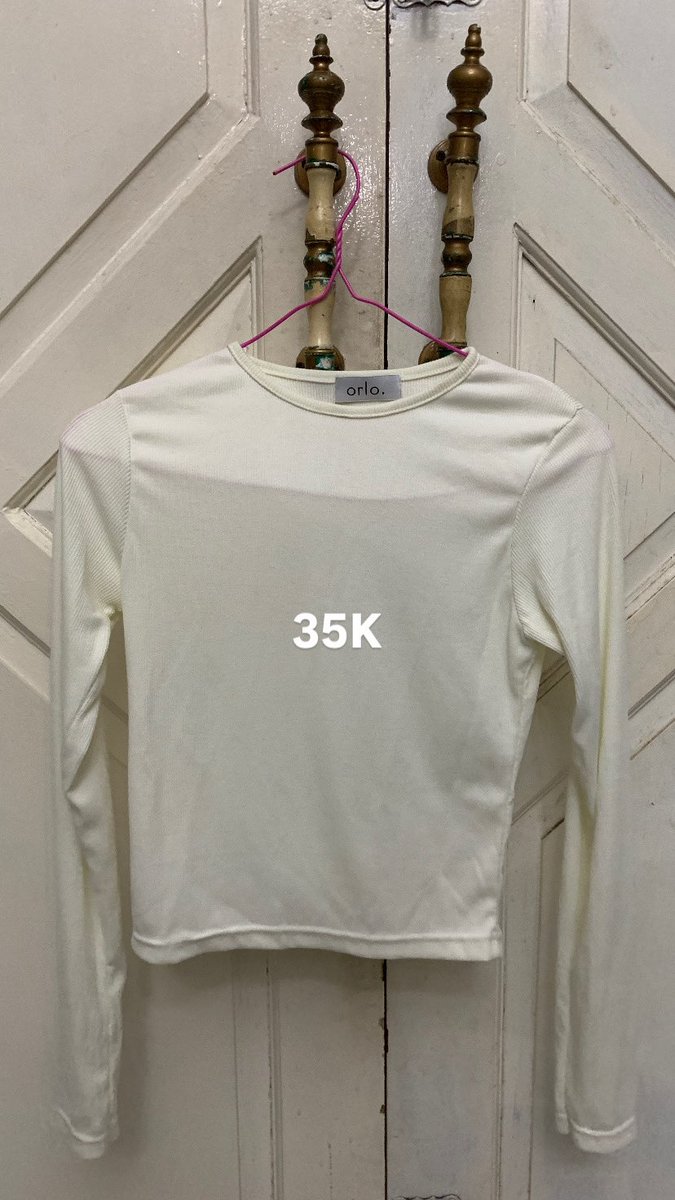 seonghyeonfiaui's tweet photo. wts preloved longsleeve atasan wanita cardi tweed polkadot putih 

yuk dm aja yg minat 😁💌 https://t.co/1hGWqvLTMx