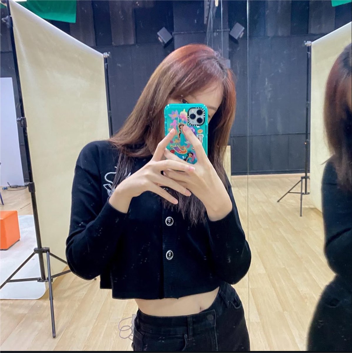 Chemttt's tweet photo. มาแบบดีๆล้าาา มั้ง🤣 #haehaselcaday https://t.co/FGryILM3Vk