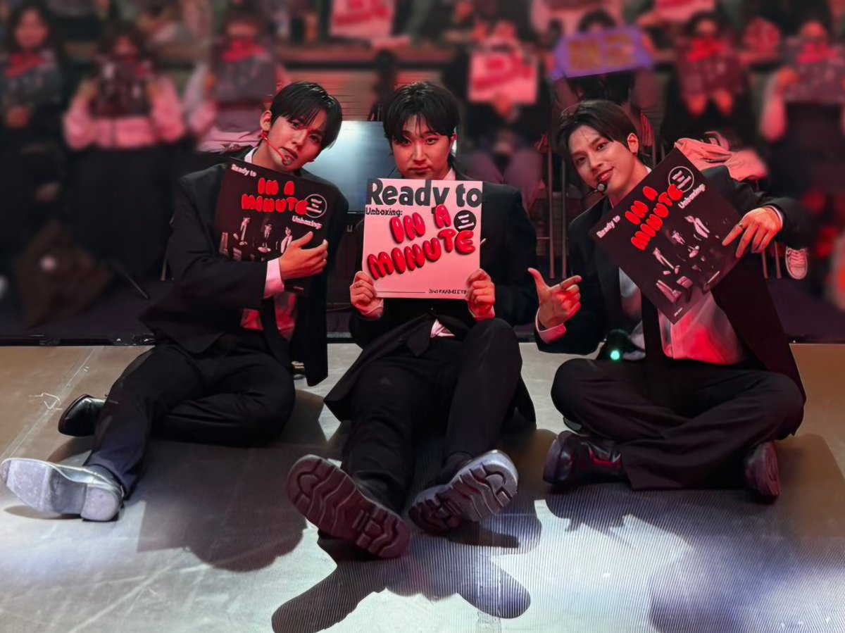 JelLybEar_IAM's tweet photo. 데뷔 500일 축하해💕 오래보자💕 https://t.co/2jsRy6ksoP
