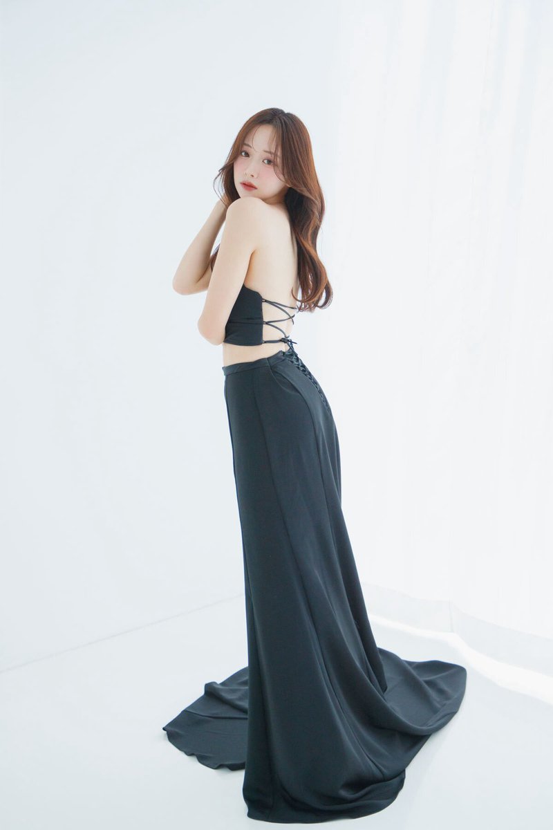 bitekicom's tweet photo. #しゃべくり007 でもご紹介！
森 香澄さんの美ボディの秘訣もたっぷり詰め込んだ美容本『戦略的かわいいの作り方ー森 香澄のかしこい美容メソッドー』は9/1（火）発売です🎀

＼ここからチェック／

https://t.co/BYWSYg5VpU

ぜひ予約を👀🤍
#森香澄 #ダイエット @mori_kasumi_ 
@mori_kasumi_st https://t.co/zpYUkGVQ6i
