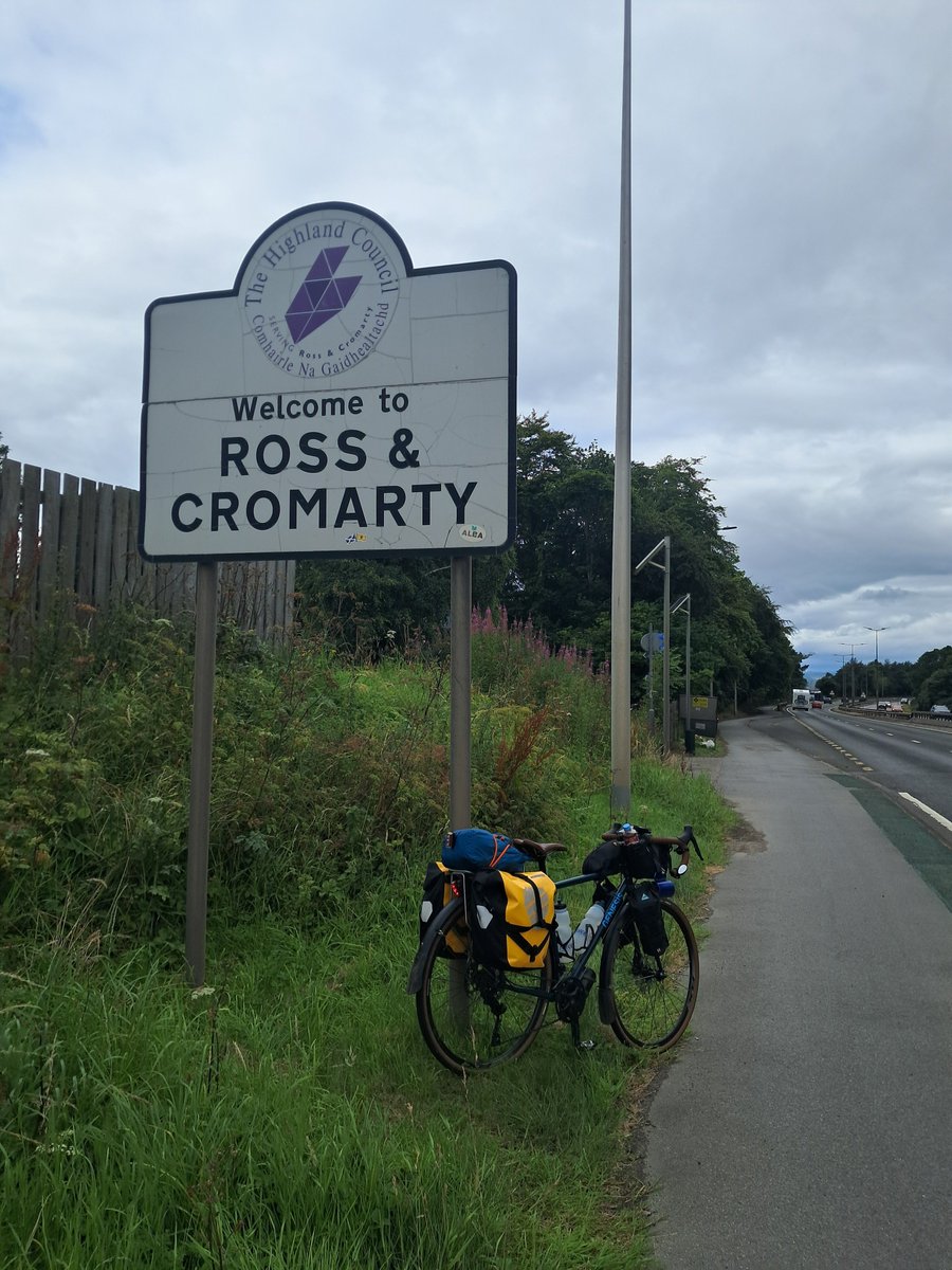 CB_cycles's tweet photo. Boldly going where I've never been before.
I've previously been to Inverness about 35 years ago, but that's the furthest north I've ever been anywhere in the world.
Stopped for lunch in Batty's Baps, Dingwall #cycling #LEJOG #Scotland #bikepacking https://t.co/PuSTKyRi8g