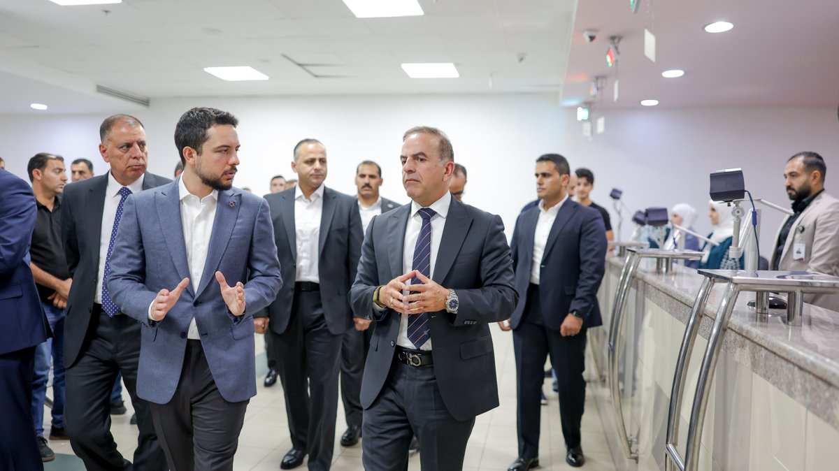 RHCJO's tweet photo. His Royal Highness Crown Prince Al Hussein, the Regent, visits the Civil Status and Passports Department and emphasises the importance of completing full digital automation of services to facilitate procedures for citizens. 
The Crown Prince called for expanding public awareness campaigns about services provided through the Sanad application, educating citizens about their use, and how to access them digitally.
#Jordan