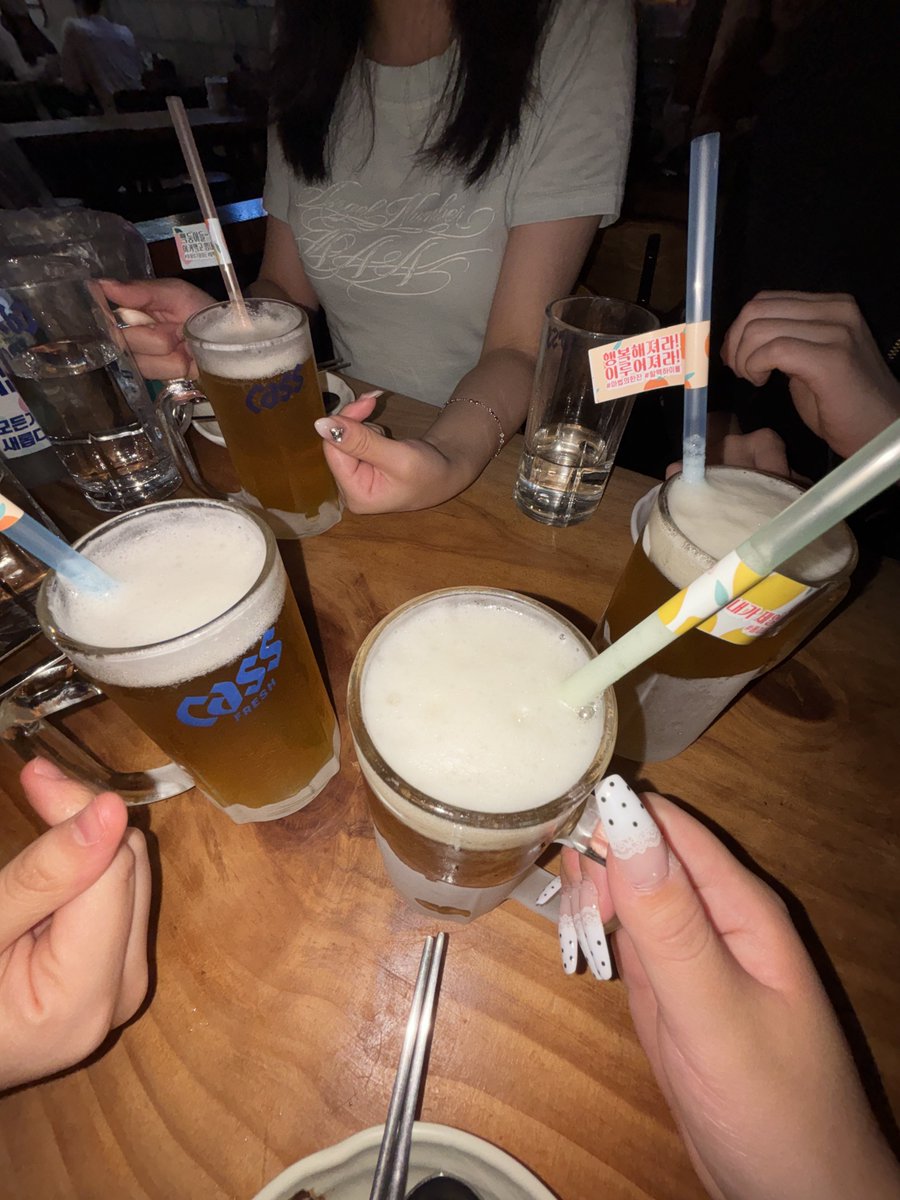 ysiwone's tweet photo. 할머니 최고 ㅎㅎㅎ😋🫰��� https://t.co/ETm5Rh6DIW
