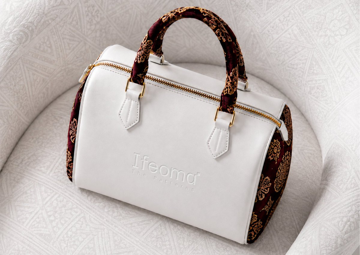 BiglyStudio's tweet photo. One thing I've noticed: our traditional fabric patterns become instantly more premium when paired with clean white elements. Clothing, bags, beadwork, it all feels more refined

That's the direction we explored with Ifeoma : The Patterns https://t.co/J5nTQdktt1