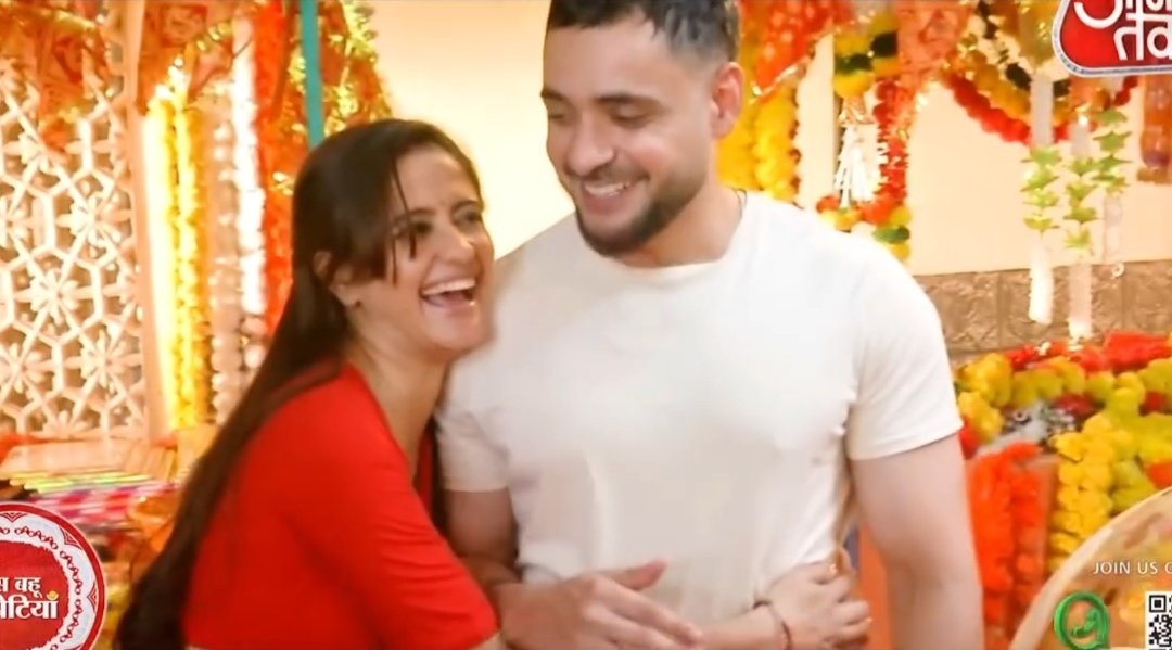 ayeshaxsukoon_'s tweet photo. Our cuties ❤️
Thanks to sbb and moju dada for giving us their 500 celebration video✨

#AyeshaSingh #AdnanKhan #Mannat #AdSha https://t.co/ZoRxlk3QRn