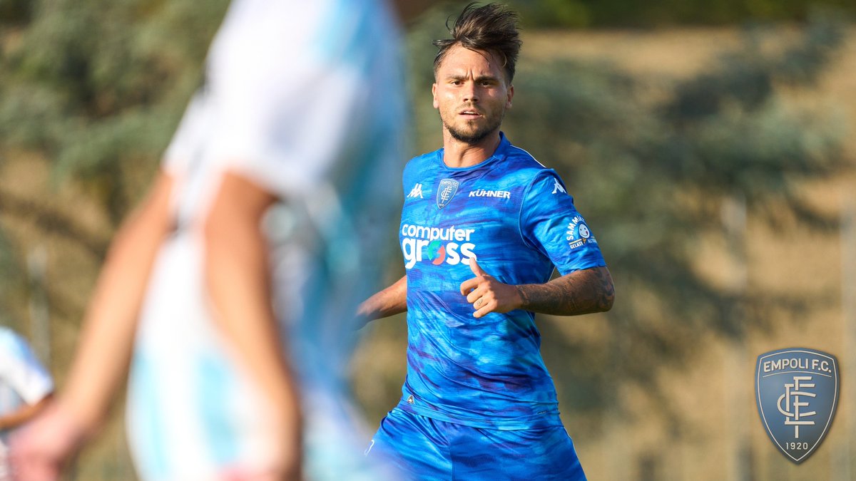 EmpoliFC's tweet photo. 📸📸📸📸 #EmpoliEntella https://t.co/vngrwJbFWu