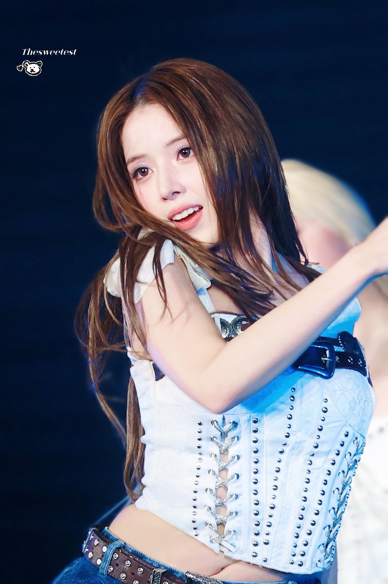 peylo_nce's tweet photo. She knows she's THAT girl https://t.co/uhlGTtMzYm
