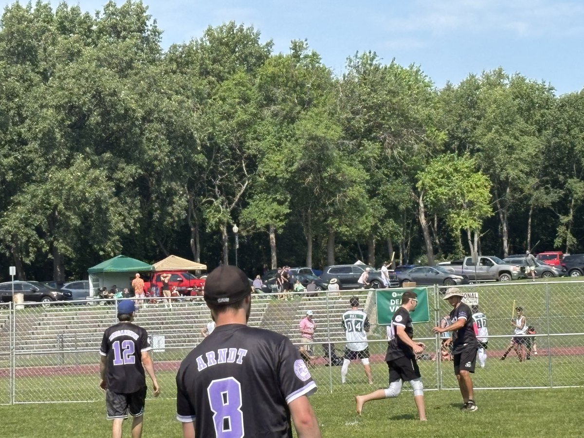 maplecitymagic's tweet photo. After going 4-0 in Pool Play, we won our Round of 32 game before falling in the Sweet 16 to the Newts. 

Congrats to @W_G_III + @BLTBterry &amp; the rest of @WooCrewWiffle on winning the Cup! 

Thank you to Bob, Koby, Jennifer &amp; @HometownCup for an amazing celebration of Migley! https://t.co/pOkjcI8nBe