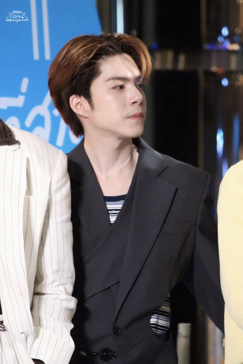 lilfairysunoo's tweet photo. #jj_rcp

           ดุมั๊ย?                                 ม่ายยยยดุ https://t.co/sjF2vfjEF9