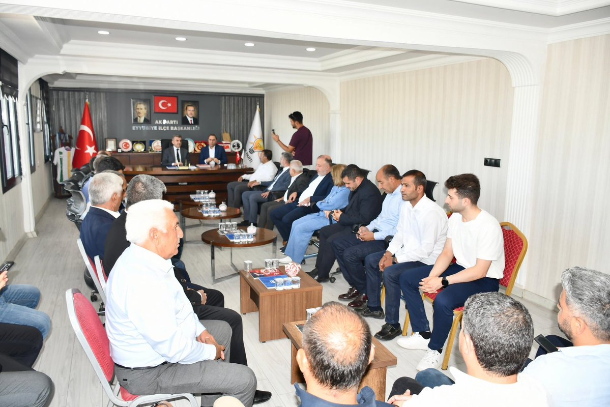 behcescelik's tweet photo. @milhamigunbegi @ElgunSuleyman Rabbim teşkilatımızın birlik ve beraberliğini daim eylesin
İl Başkanımız Sn @milhamigunbegi’nin gayretleriyle davamız daha da güçleniyor. Allah yolumuzu açık, hizmetimizi bereketli eylesin.🇹🇷
#SevdamızŞanlıurfa 
@abuyukgumus @hakanaksu058 @farukaytek @AKGMTeskilat @ElgunSuleyman https://t.co/p1KEEIF3YA