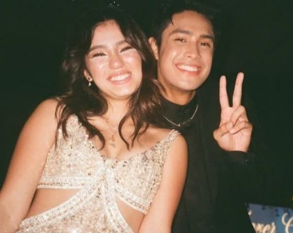 _dbakedsushi's tweet photo. no new, still you.
aahhhh, i love you parents. 😭😭
#DonBelle https://t.co/IewhqARwJc