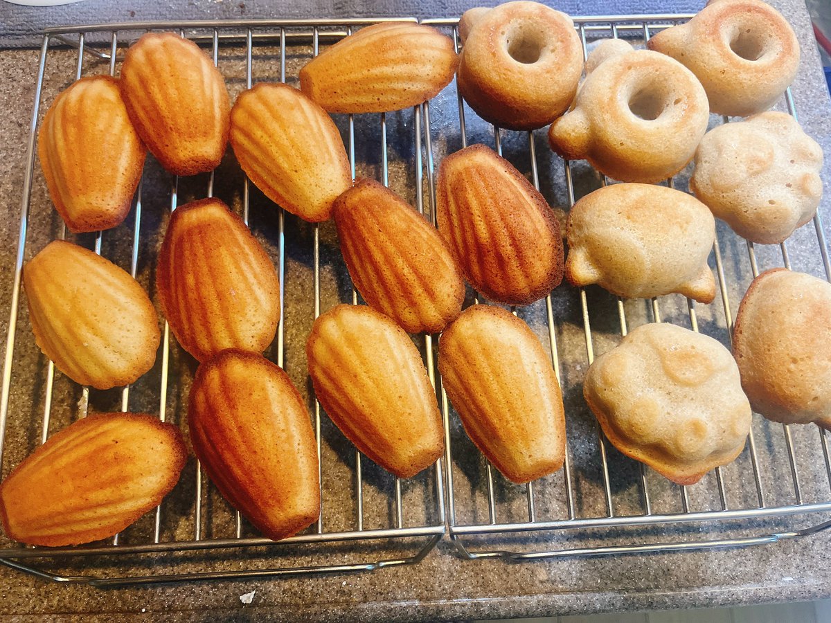 mayura014's tweet photo. 2陣目の方が焼き時間調整したから美味しそう😌 https://t.co/5RxIGM9QoK