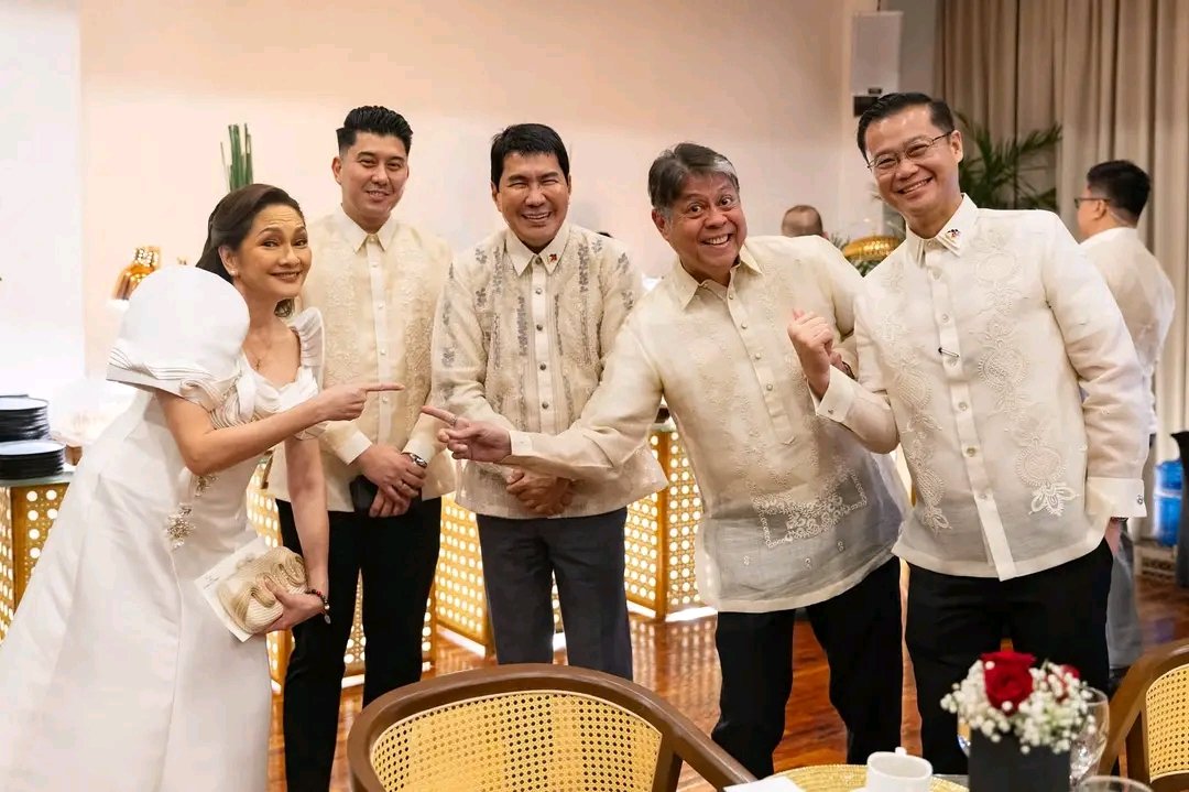 saintgatch's tweet photo. cute cute naman nila https://t.co/dVhH2JkGRF