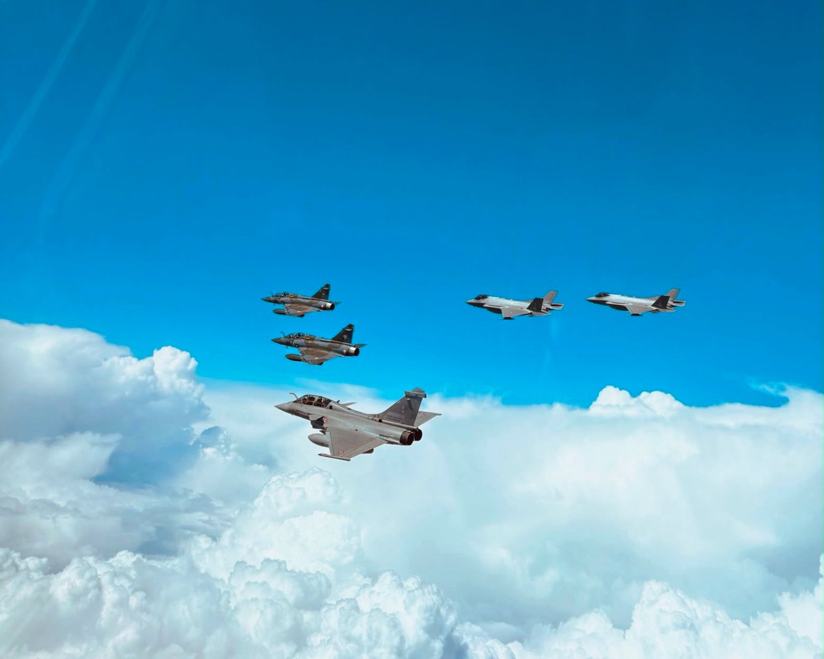 NATO_AIRCOM's tweet photo. Allied forces strengthened multi-domain targeting during an Allied Air Command-led training activity over NATO's eastern flank.

Aircraft from 🇩🇰 🇳🇱 🇫🇷 🇬🇧, supported by tankers from 🇫🇷 🇹🇷 and the Multinational MRTT Unit, worked alongside land, maritime and ISR assets to practise the Find, Fix, Track and Target (F2T2) process in a contested environment.

Read more: https://t.co/d95ZGnezuY